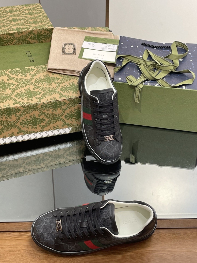 Gucci Sneakers